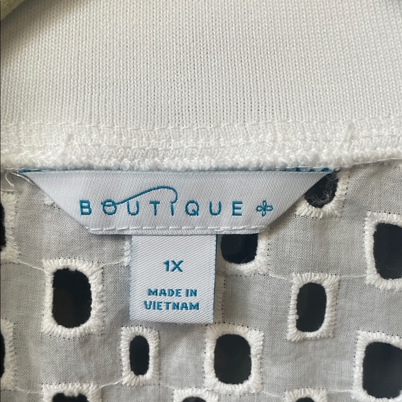 Boutique 9 White Eyelet Bomber Jacket - Picture 2 of 5